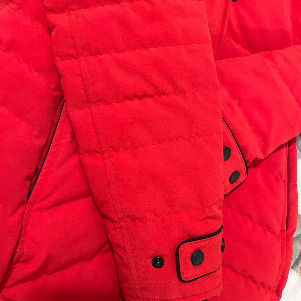 Canada Goose Women's Vibrant Red Puffer Coat with Fur Hood - Picture 9 of 16